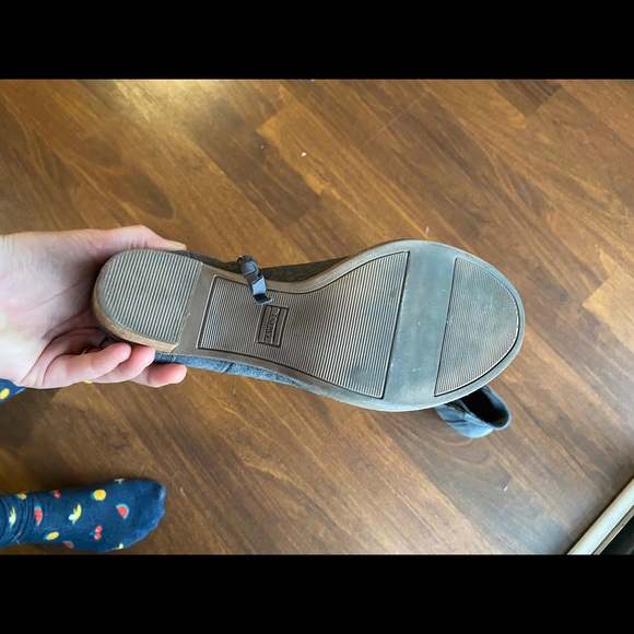TOMS women’s heals - Picture 5 of 6